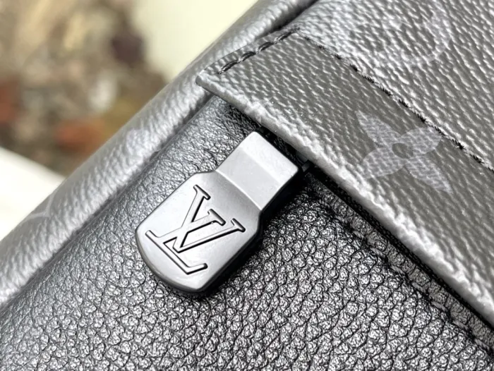 LOUIS VUITTON bags