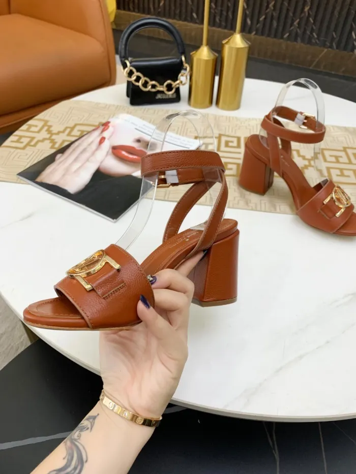 LOUIS VUITTON Pumps/Heels eur 35-40