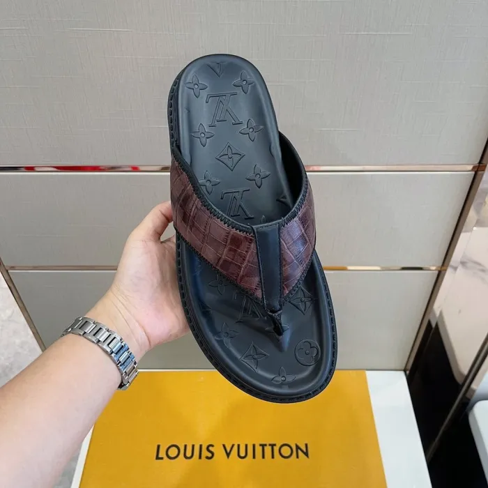LOUIS VUITTON Men_Slippers/Sandals eur 38-45