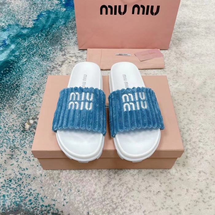 Miu Miu Women_Slippers/Sandals eur 35-40