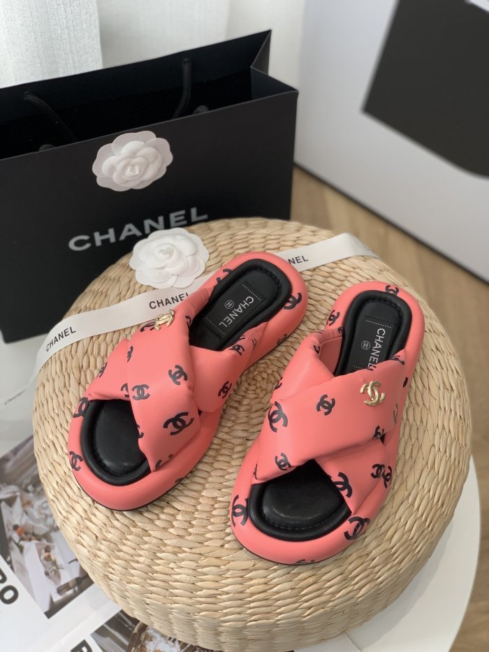 Chanel Women_Slippers/Sandals eur 35-41