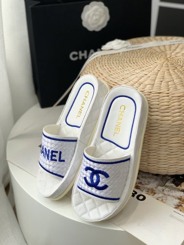Chanel Women_Slippers/Sandals eur 35-40
