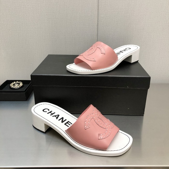 Chanel Women_Slippers/Sandals eur 35-41