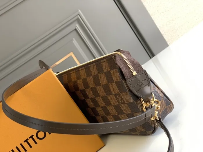 LOUIS VUITTON bags