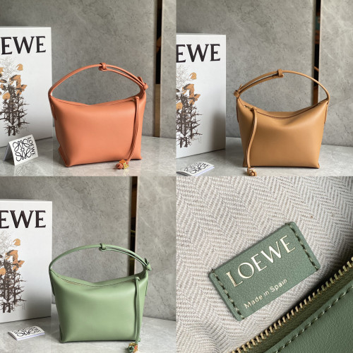 LOEWE bags