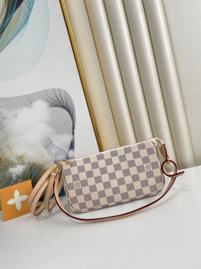 LOUIS VUITTON bags