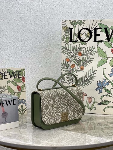 LOEWE bags