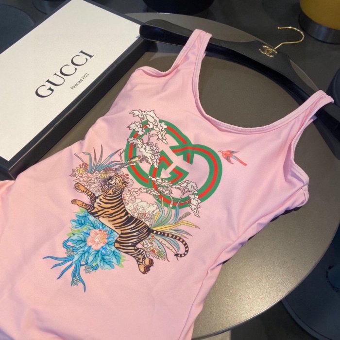 Gucci swimsuit size：S-L