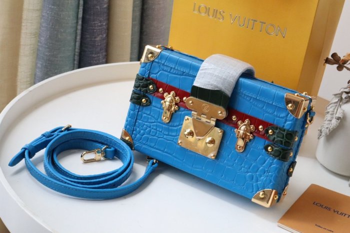 LOUIS VUITTON bags