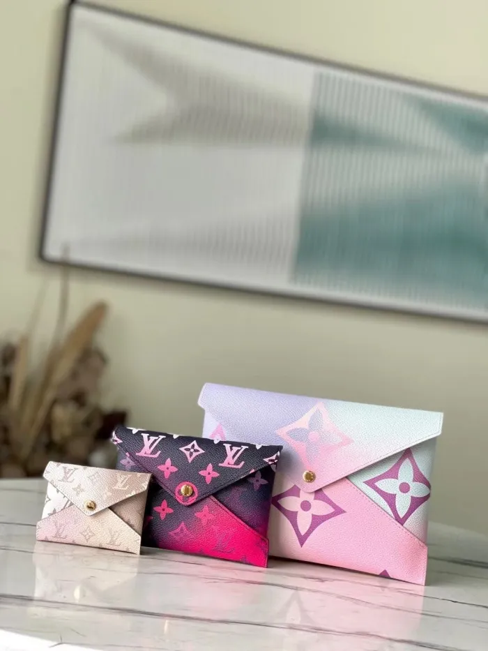 LOUIS VUITTON bags
