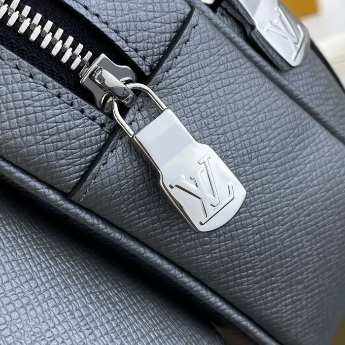 LOUIS VUITTON bags