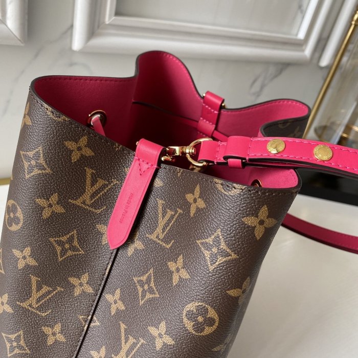 LOUIS VUITTON bags