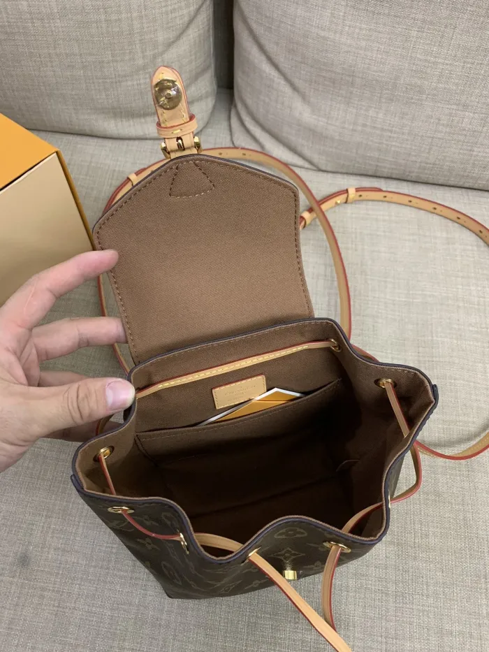 LOUIS VUITTON bags