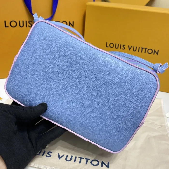 LOUIS VUITTON bags