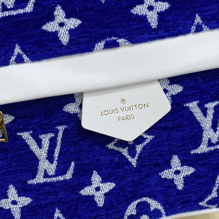 LOUIS VUITTON bags