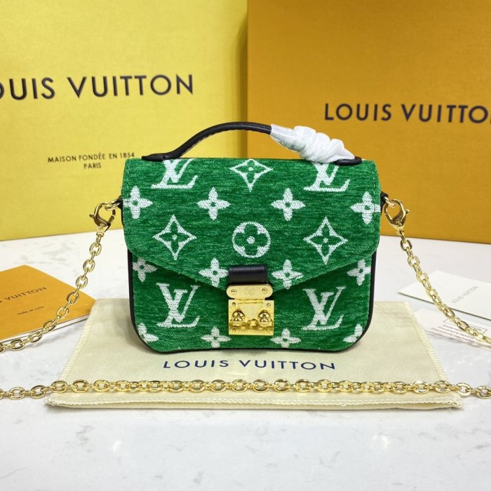 LOUIS VUITTON bags