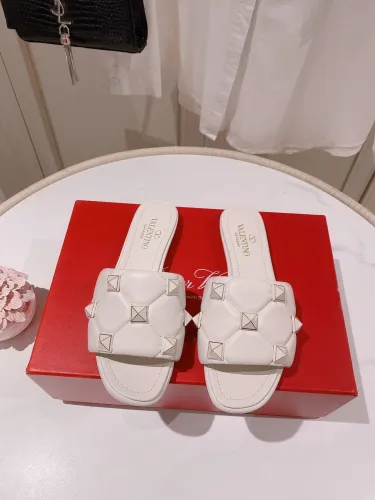 Valentino Women_Slippers/Sandals eur 35-40