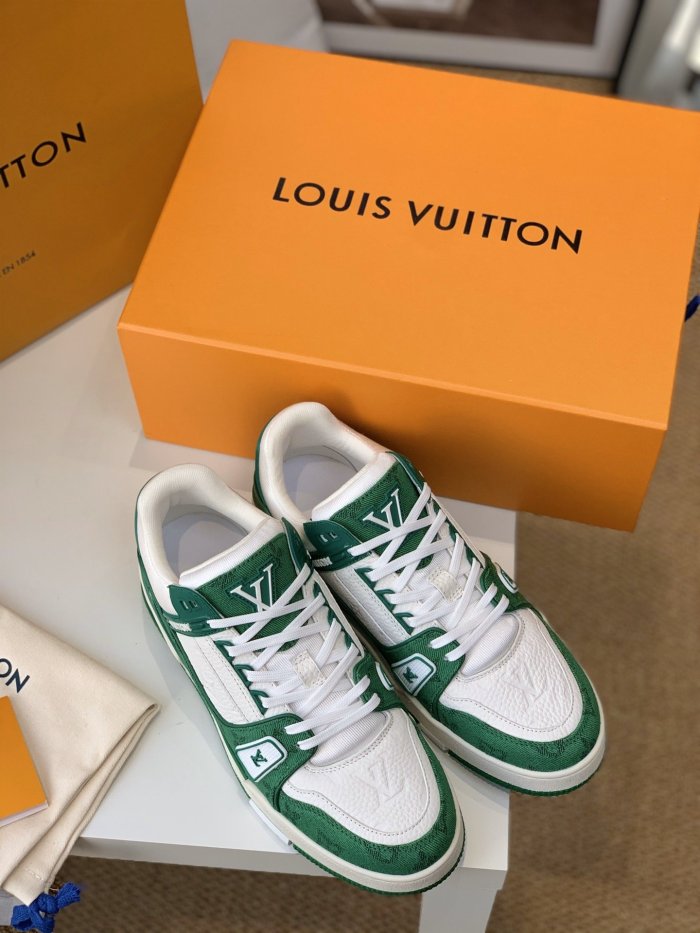 LOUIS VUITTON Unisex_Csaual shoes eur 35-45