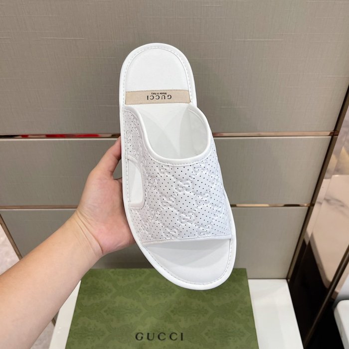 Gucci Men_Slippers/Sandals eur 38-44