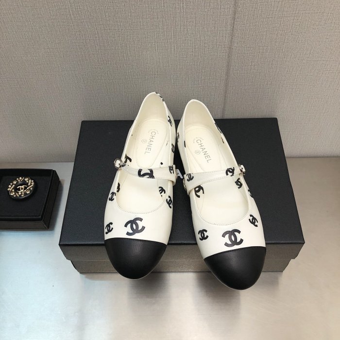 Chanel women _Csaual shoes eur 35-40