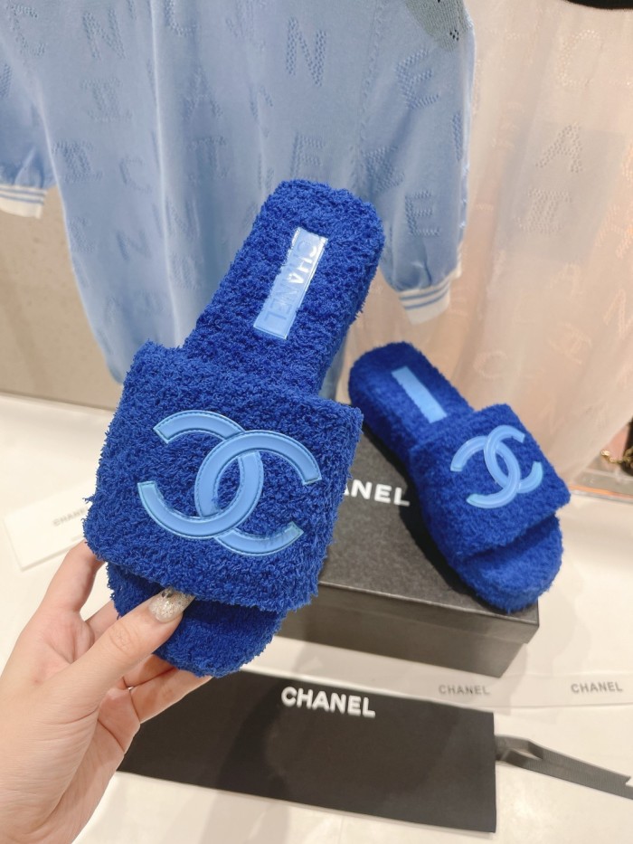 Chanel Women_Slippers/Sandals eur 35-40