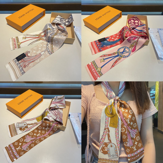 LOUIS VUITTON Scarves