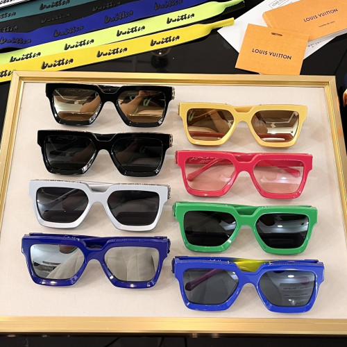 LOUIS VUITTON Sunglasses