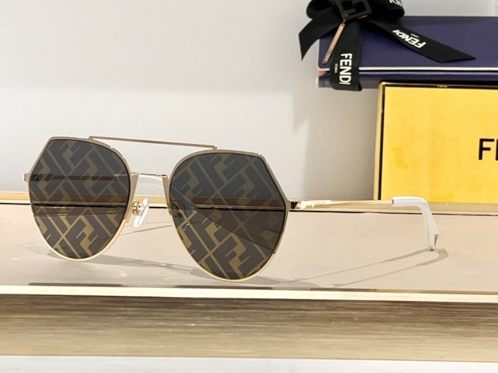 BALMAIN Sunglasses