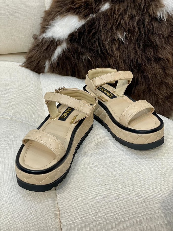 Chanel Women_Slippers/Sandals eur 35-41