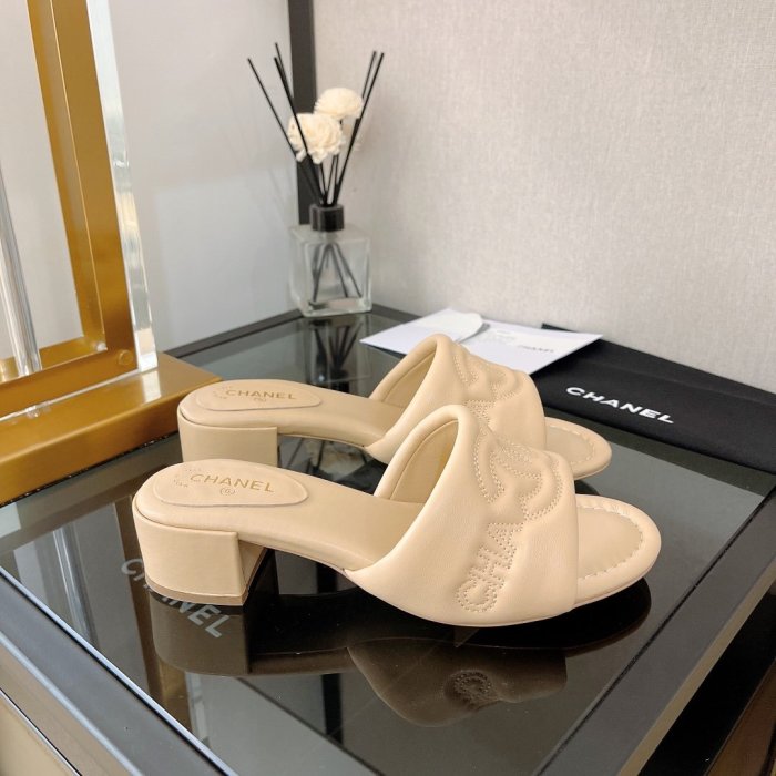 Chanel Women_Slippers/Sandals eur 35-41