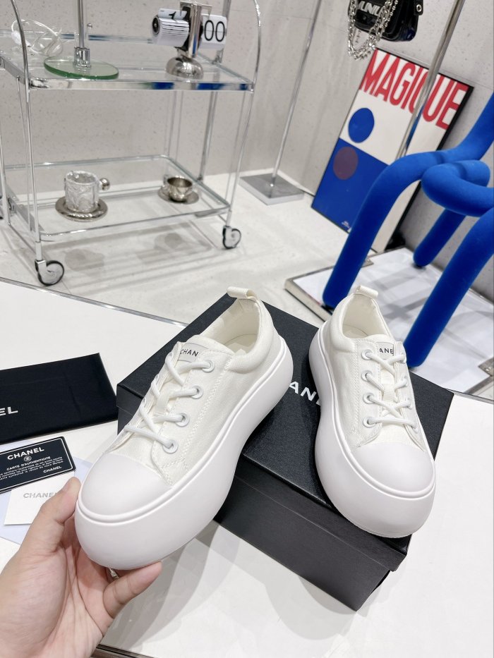 Chanel women _Csaual shoes eur 35-40