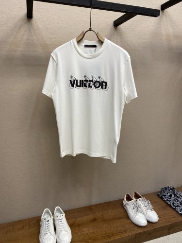 LOUIS VUITTON Clothes size：S-XL