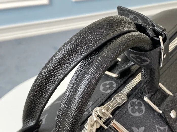 LOUIS VUITTON bags