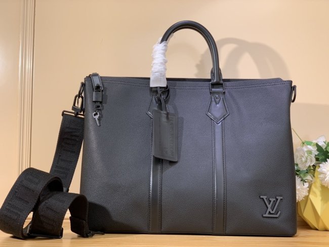 LOUIS VUITTON bags