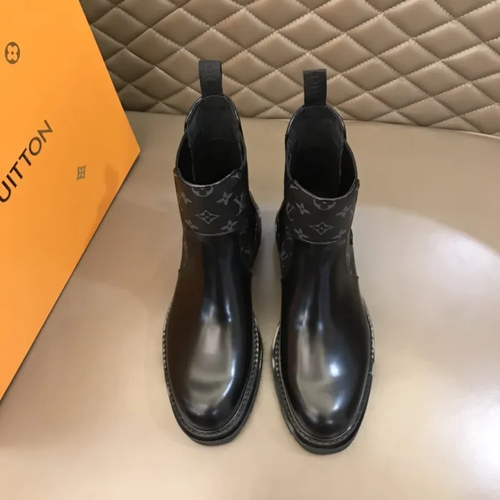 LOUIS VUITTON Boots shoes eur 38-45