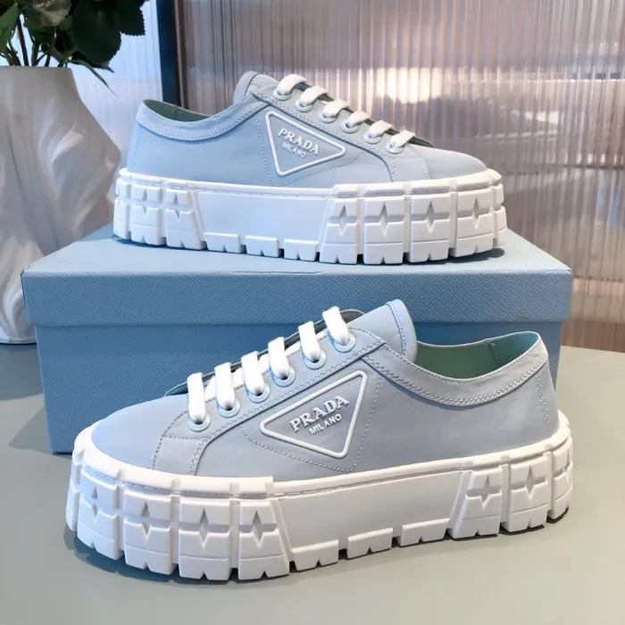 Prada women _Csaual shoes shoes eur 35-40