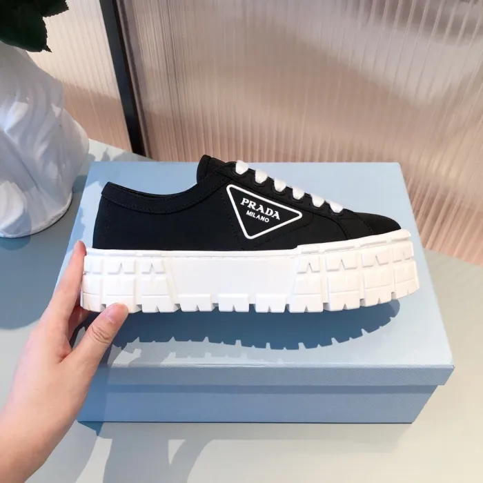 Prada women _Csaual shoes shoes eur 35-40