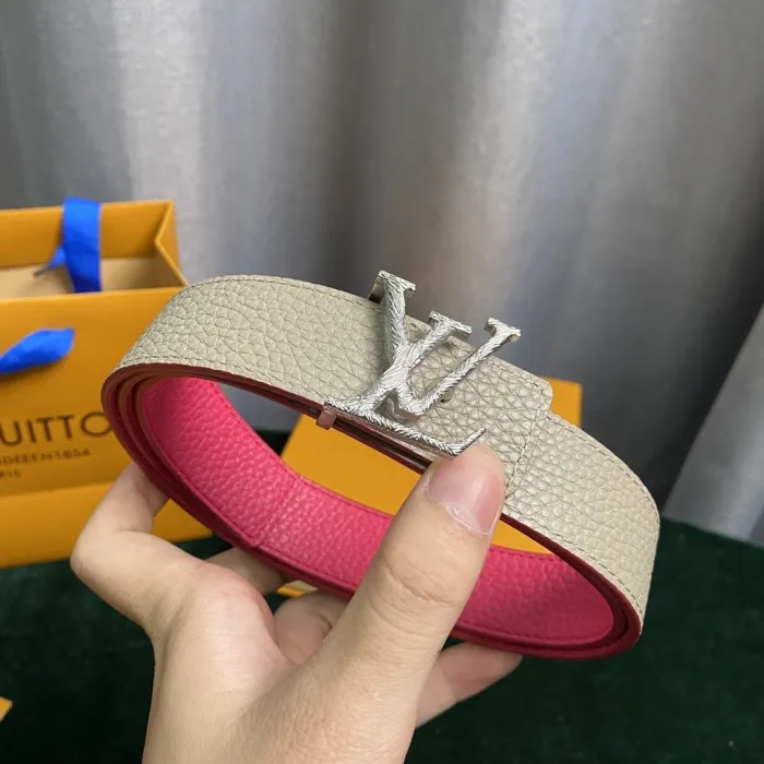 LOUIS VUITTON Belt