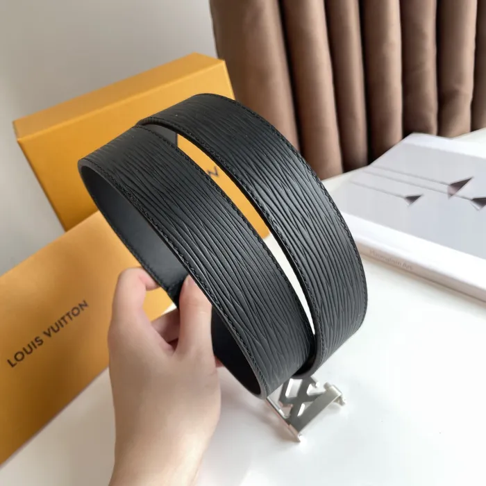 LOUIS VUITTON Belt