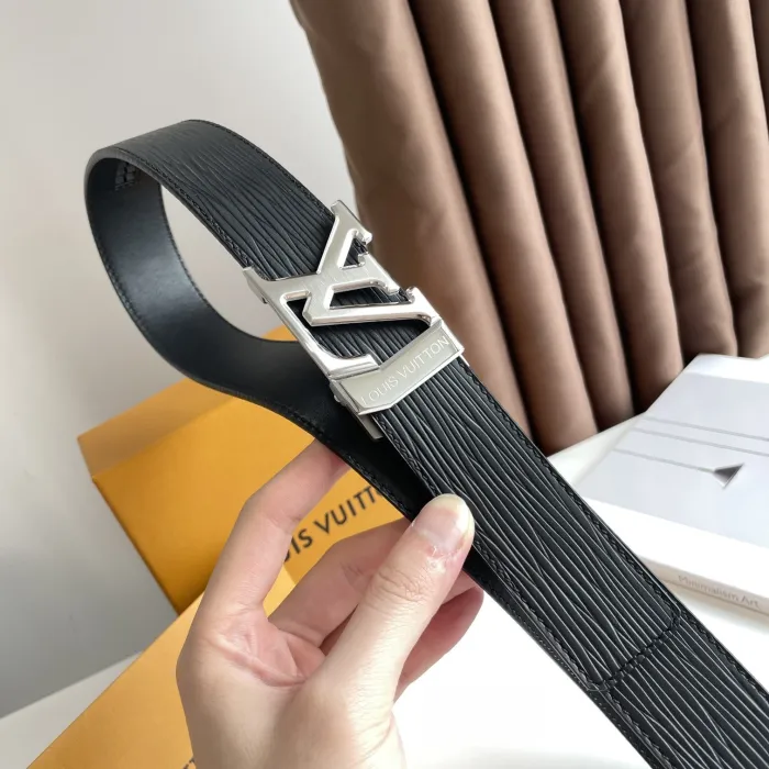 LOUIS VUITTON Belt