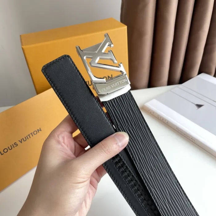 LOUIS VUITTON Belt