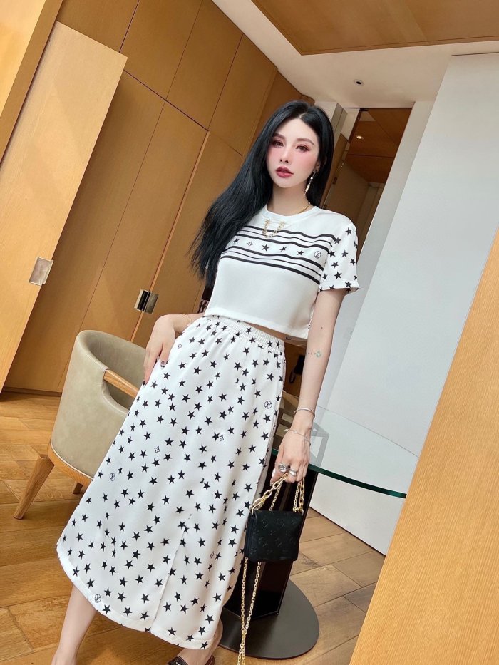 LOUIS VUITTON skirt size：S-L