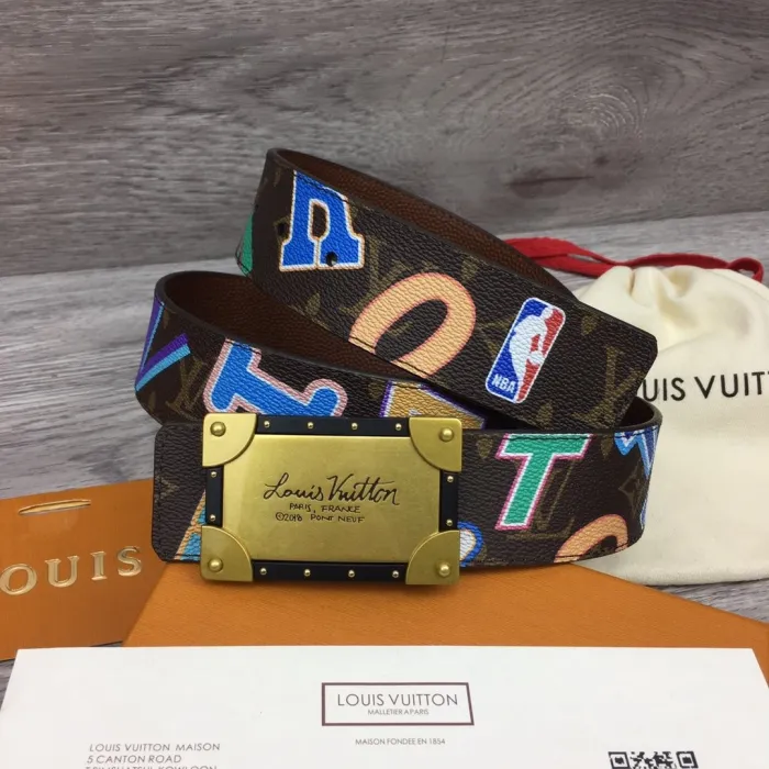 LOUIS VUITTON Belt