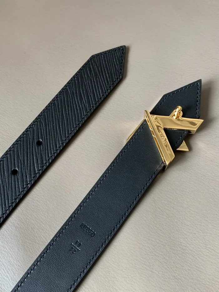 LOUIS VUITTON Belt