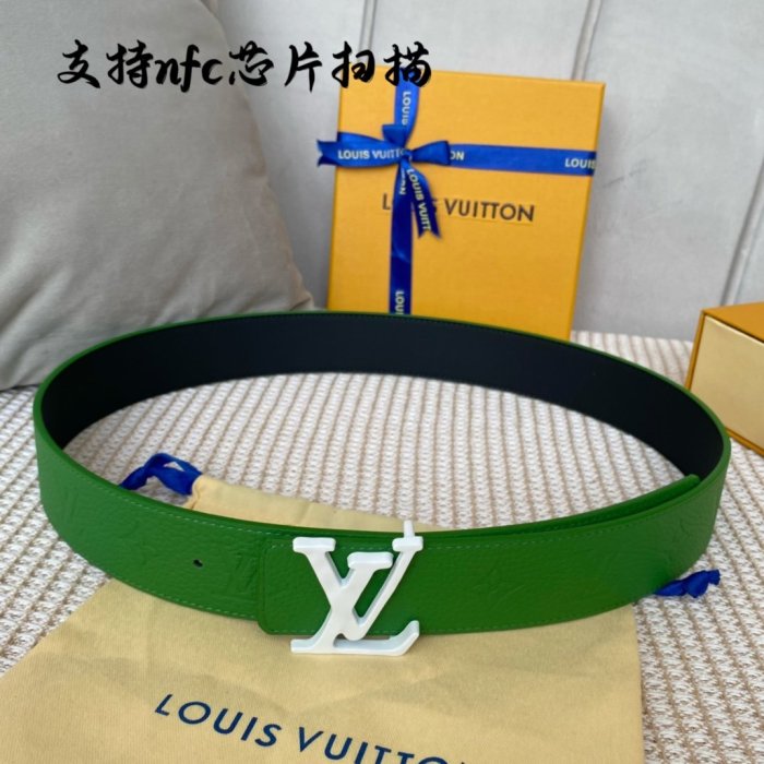 LOUIS VUITTON Belt