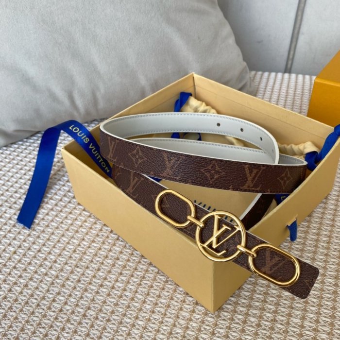 LOUIS VUITTON Belt