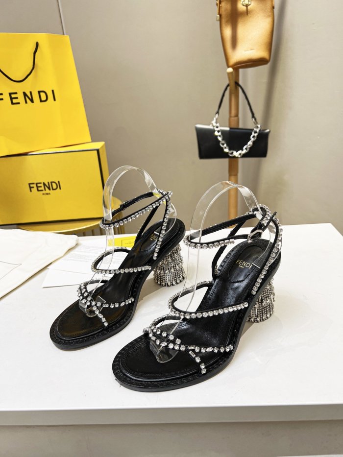 Fendi women _Pumps/Heels shoes eur 35-40