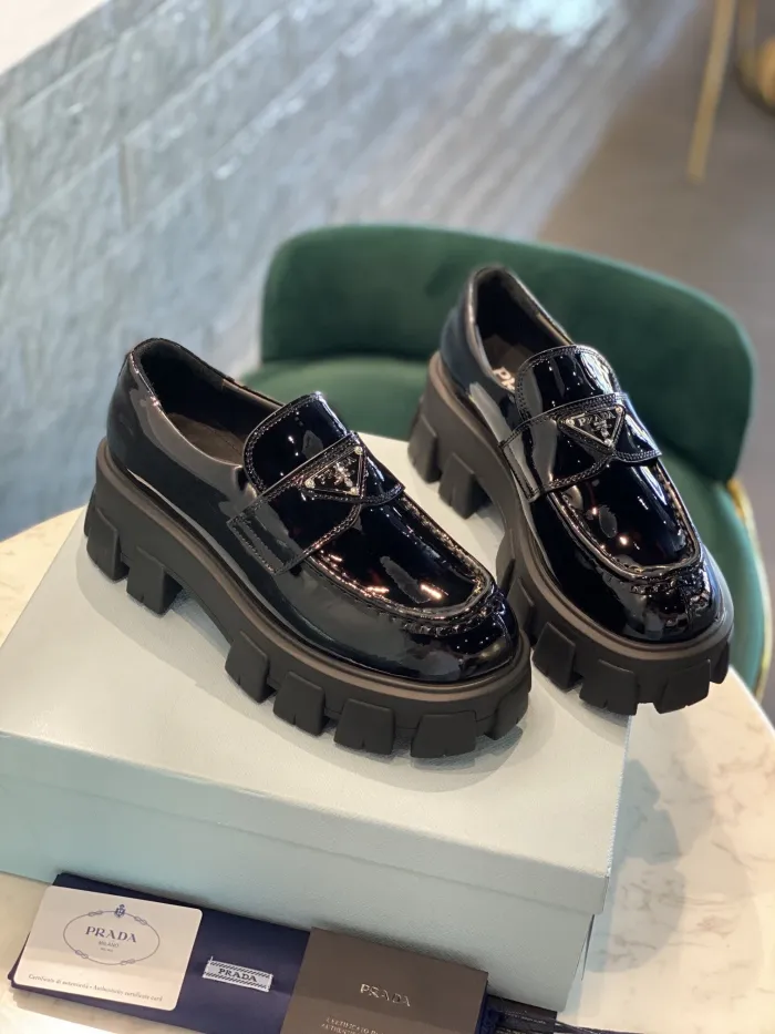 Prada women _Casual shoes shoes eur 35-40
