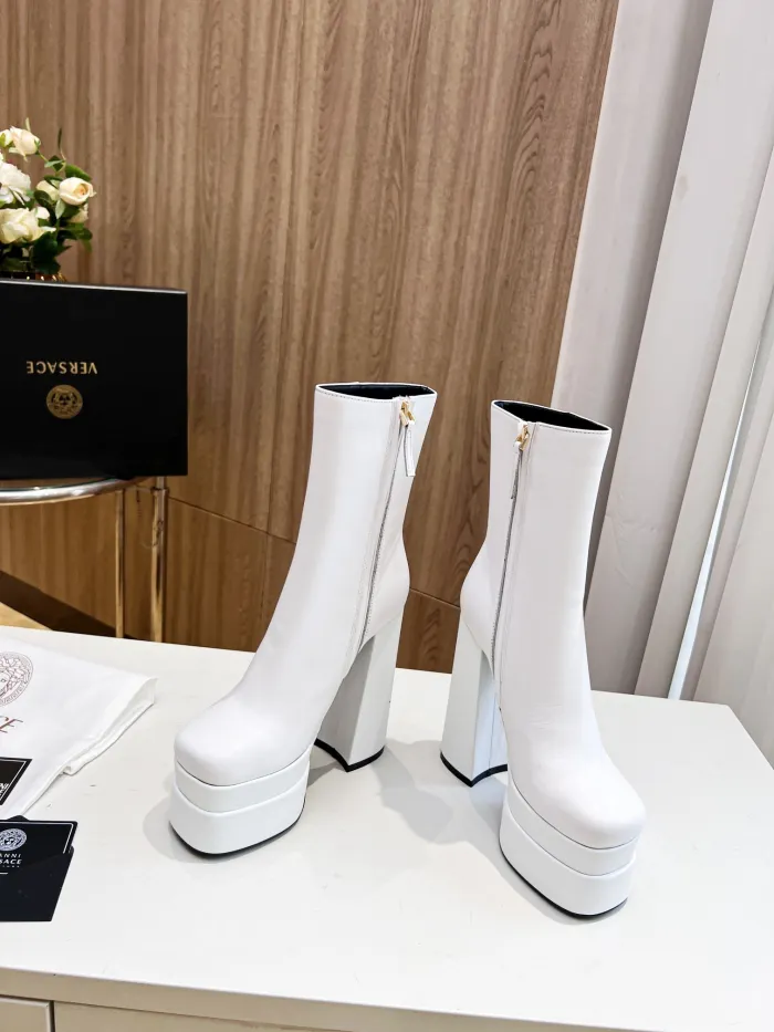 Versace women _Boots shoes eur 35-41