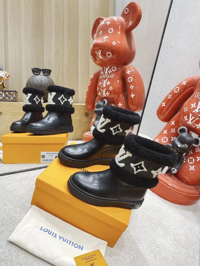 LOUIS VUITTON women _Boots shoes eur 35-40